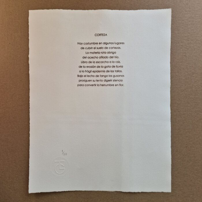 Litografía con el poema Corteza de Rosa Cuadrado